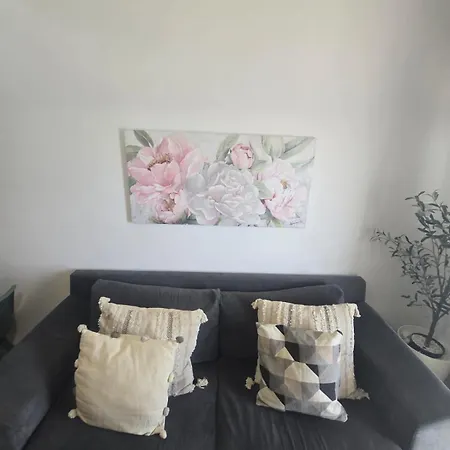 Lazuli Sea View Beachfront- Ap 61