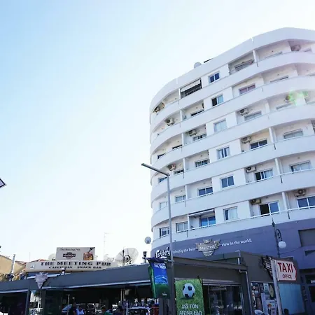 Lazuli Sea View Beachfront- Ap 61 Appartement Larnaca