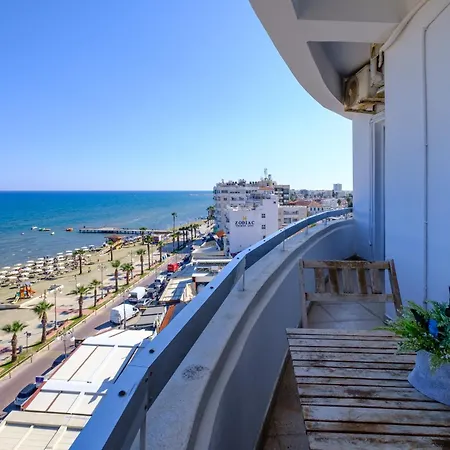 Lazuli Sea View Beachfront- Ap 61 Апартаменти Ларнака