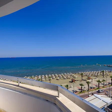 Lejlighed Lazuli Sea View Beachfront- Ap 61 Larnaca